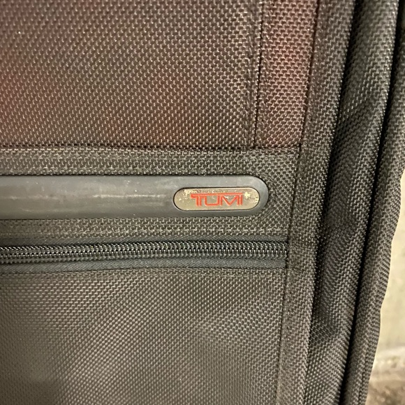 TUMI Carry On Luggage - Picture 6 of 12